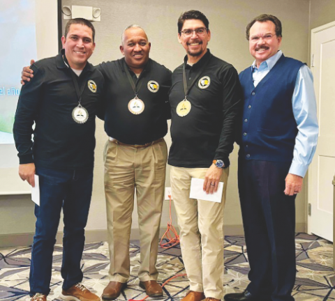 <p>(From left to right) Ricardo Vargas, Pedro Pozo, and Benjamin Carballo—who baptized 24, 17, and 28 members, respectively, in 2023—are recognized by Alberto Ingleton, vice president for Hispanic Ministries of the Pacific Union.</p><p>(De izquierda a derecha) Ricardo Vargas, Pedro Pozo y Benjamín Carballo, quienes bautizaron a 24, 17 y 28 miembros, respectivamente, en 2023, son reconocidos por Alberto Ingleton, vicepresidente de Ministerios Hispanos de la Pacific Union.</p>
