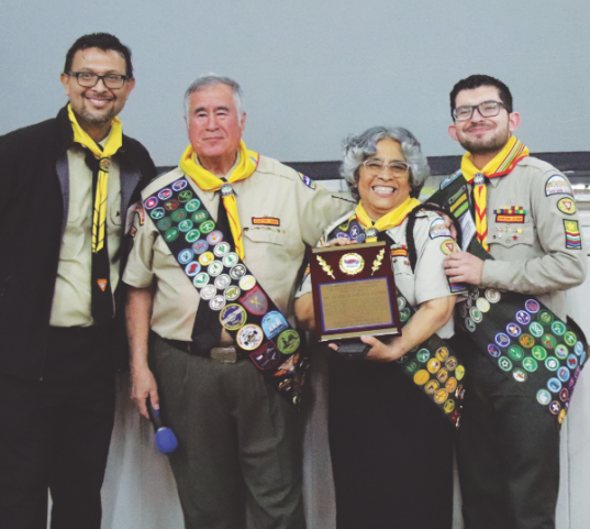 From left to right: Sal Garcia, Javier Elenes, Antonia Elenes, and Matthew Reyes. Javier and Antonia Elenes accept an award for their years of dedicated service. Former PBE and Pathfinder area coordinators, the Eleneses traveled from out of state to participate in this year’s PBE.