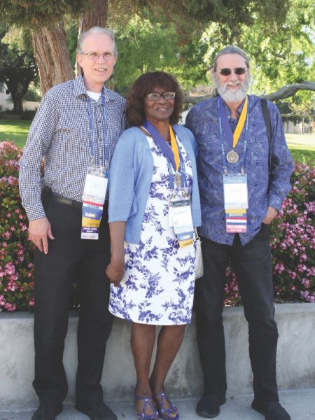 <p>Left to right, members of La Sierra University’s class of 1973, Rick Serns, Thelda Roberts Goodlitt, and Paul Beach, in front of Founders’ Green on April 15.</p><p>Izquierda a derecha, miembros de la clase de 1973 de La Sierra University, Rick Serns, Thelda Roberts Goodlitt y Paul Beach, frente a Founders’ Green.</p>