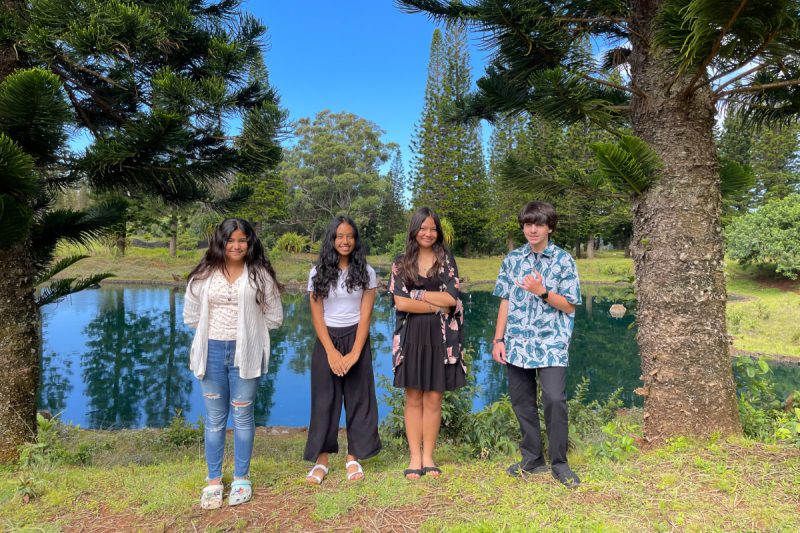 Hawaiian Mission Academy Maui Eighth-Grade Graduating Class