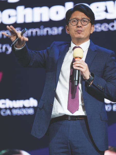 Justin Kim, director de evangelismo digital.