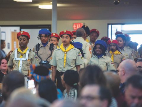 The Drum Corp hace su debut.