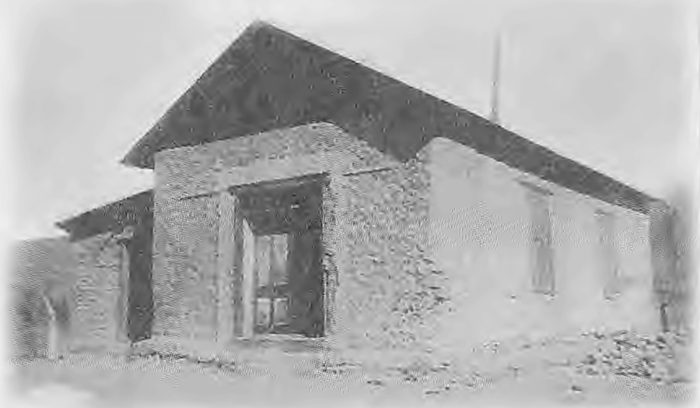 La iglesia de adobe en Sánchez se convirtió en la primera iglesia adventista de habla hispana en Norteamérica el 23 de diciembre de 1899.