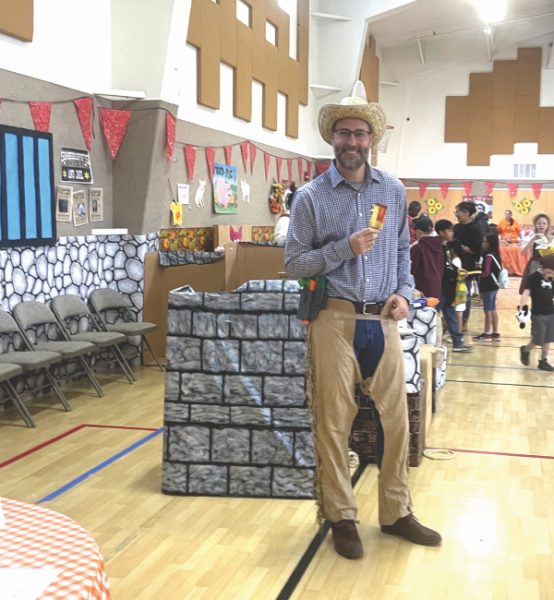 Sheriff Fernando Lista takes a break from arresting people.
