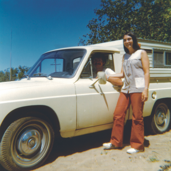 The Williams’ at Donna’s family home before they departed California for British Columbia.