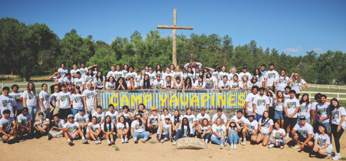 <p>Over a hundred young people accepted the call to serve at Camp Yavapines.</p><p>Más de un centenar de jóvenes aceptaron el llamado a servir en el Campamento Yavapines.</p>