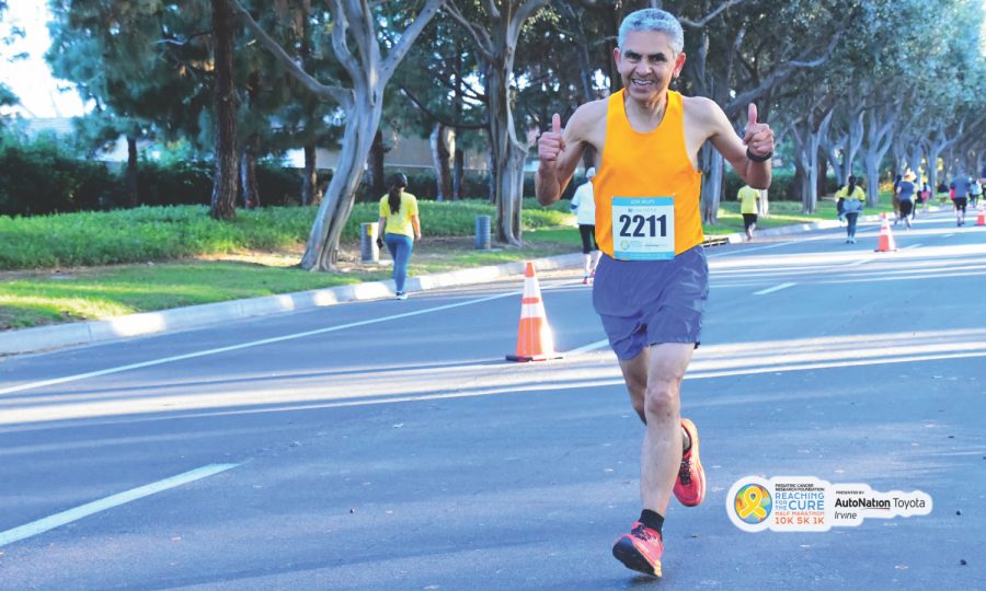 <p>Du Preez smiles during a 10K run.</p><p>Du Preez sonríe durante una carrera de 10 kilómetros.</p>