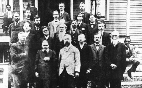 <p>Ellen G. White visits The Oakwood Industrial School in Huntsville, Alabama, in June 1904.</p><p>Ellen G. White visita The Oakwood Industrial School en Huntsville, Alabama, en junio de 1904.</p>