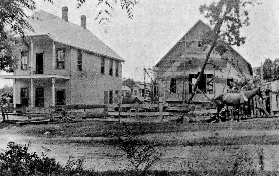 <p>Mission buildings and church, Vicksburg, Mississippi</p><p>Edificio de la misión e iglesia 
en Vicksburg, Mississippi</p>