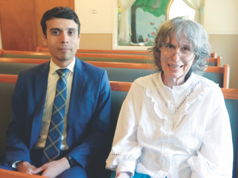 Dee Dee Bindernagel, Directora de Evangelismo Digital en la iglesia de Orosi.