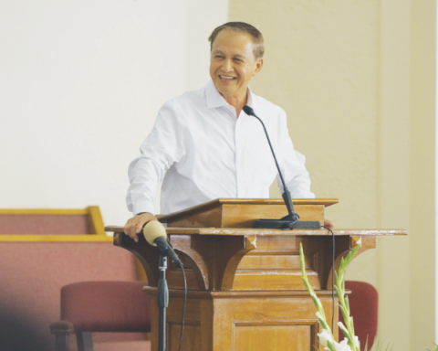 Demetrio Robles, comparte recuerdos de su tiempo en GFC y bendiciones para el próximo capítulo de la congregación.
