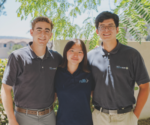 Andrew, Ariel y Joshua, los líderes principales del programa de San Diego.