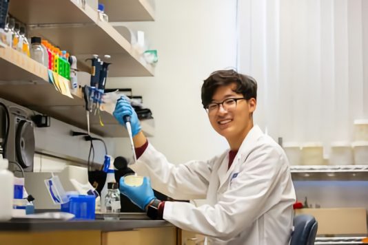 Biology student Uylae Kim