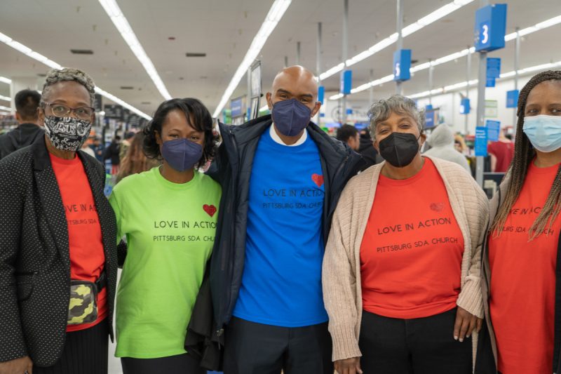 Pittsburgh Church Shows Love In Action