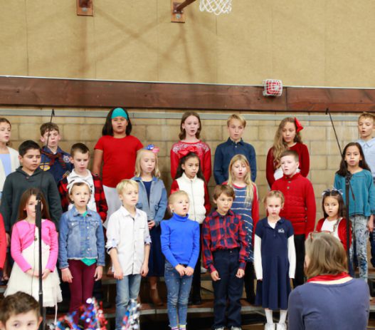 Participating children's choir.