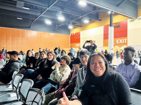 HIS teacher Ana Lopez and students at the 2022 GYC conference in Phoenix.