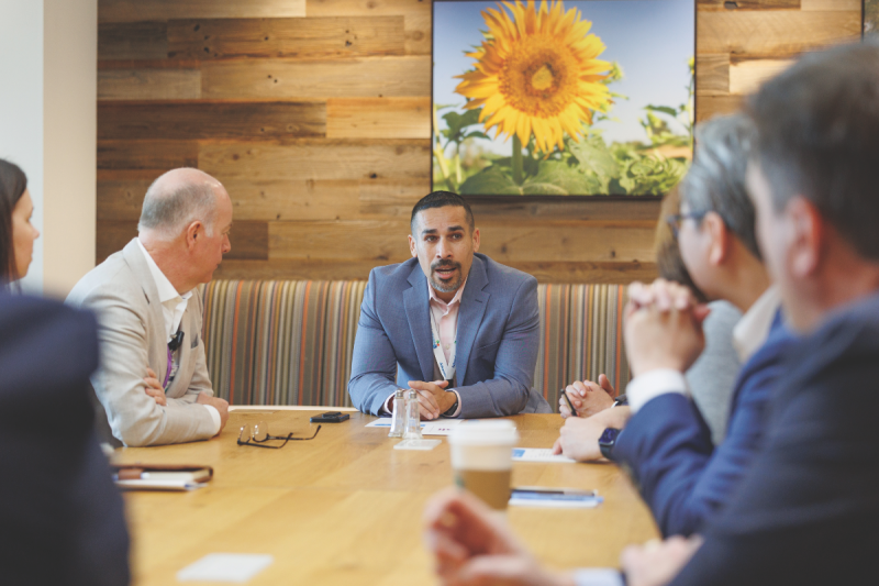 On a day devoted to conversation about mission, Adventist Health executives gathered in breakout groups to discuss leadership in the life of Moses.<br />En un día dedicado a la conversación sobre la misión, los ejecutivos de Adventist Health se reunieron en grupos de trabajo para discutir el liderazgo en la vida de Moisés.