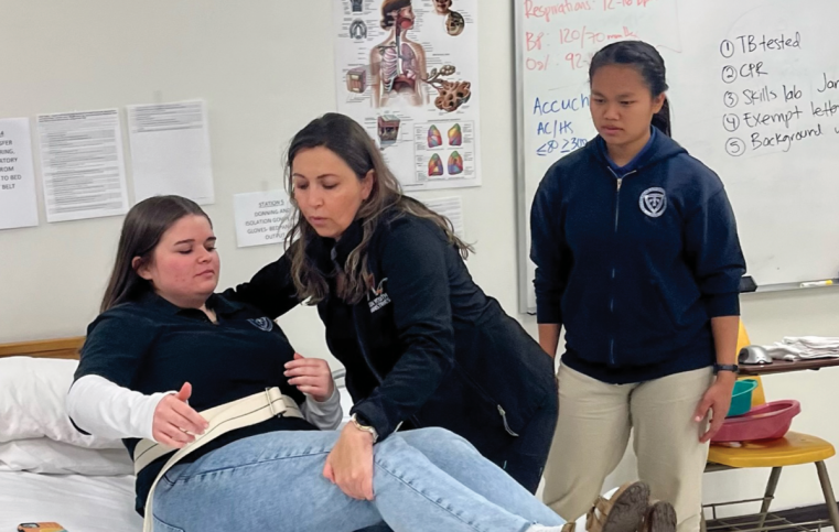 Thunderbird CNA Program Introduces Students to Patient Care